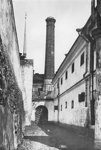 Внешний двор тюрьмы Трубецкого бастиона. Фото 1918 г.